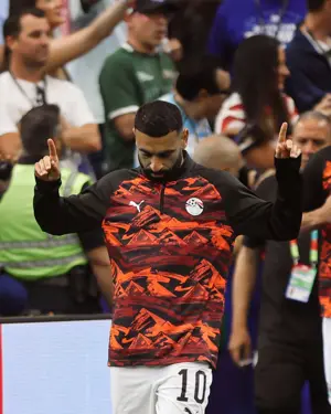 بالصور.. لاعبو منتخب مصر يخوضون فترة الإحماء قبل مواجهة أستراليا في المونديال 