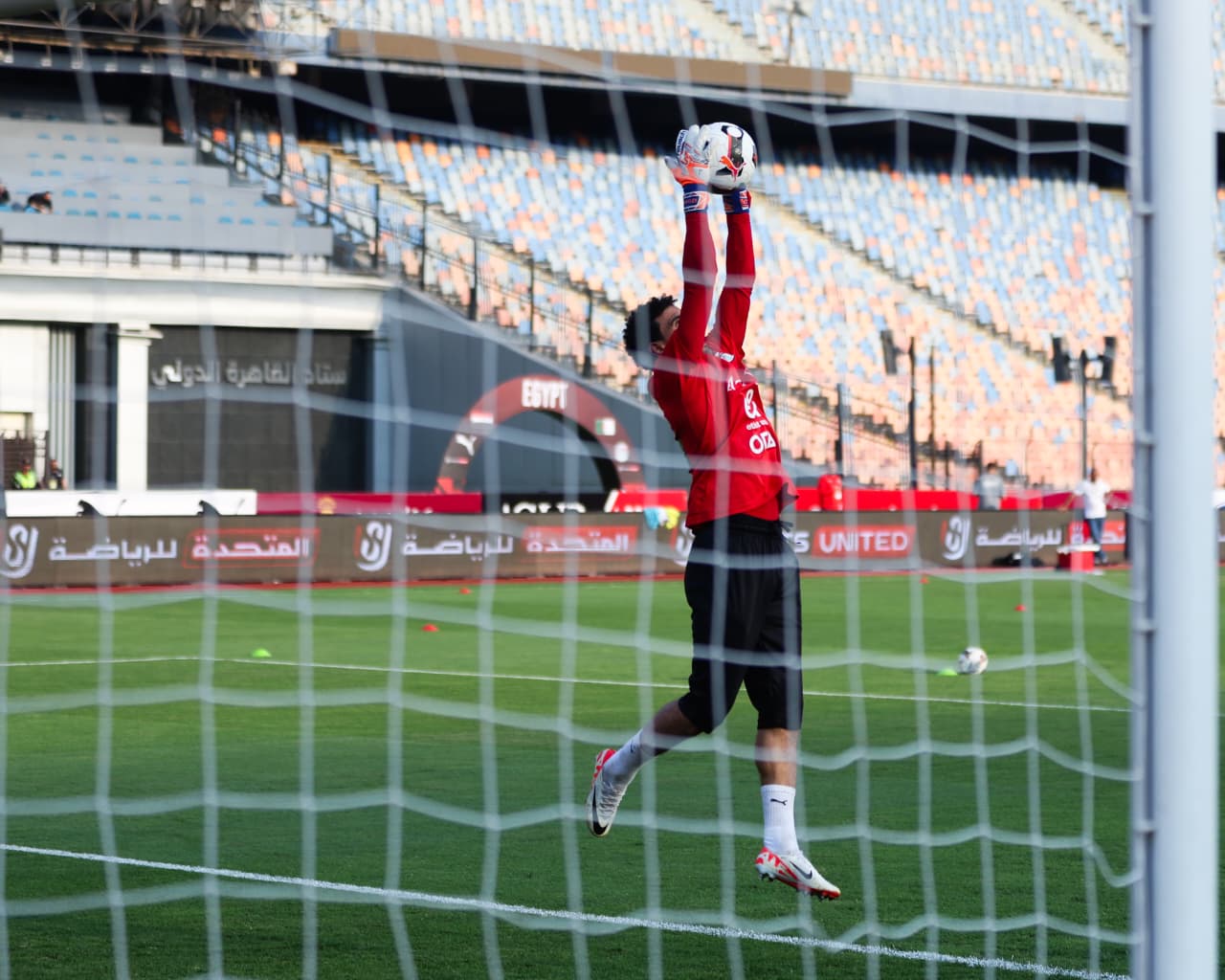 احماء منتخب مصر المشارك في كأس العرب قبل لقاء الجزائر