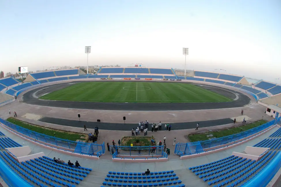ملعب كرة القدم