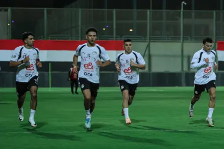 بالصور: المنتخب يخوض تدريبه الثاني في معسكر مايو استعدادا للقاء روسيا