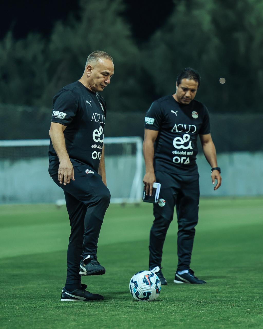 منتخب مصر يختتم تحضيراته لمواجهة أوزبكستان في دورة العين