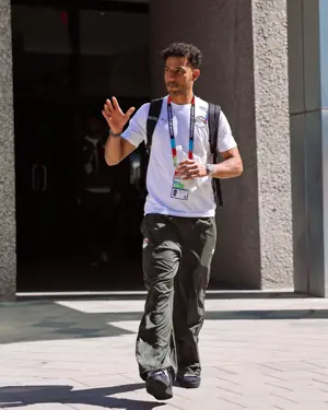 بالصور: منتخب مصر يتحرك لملعب ايه تي اند تي في دالاس قبل مواجهة استراليا