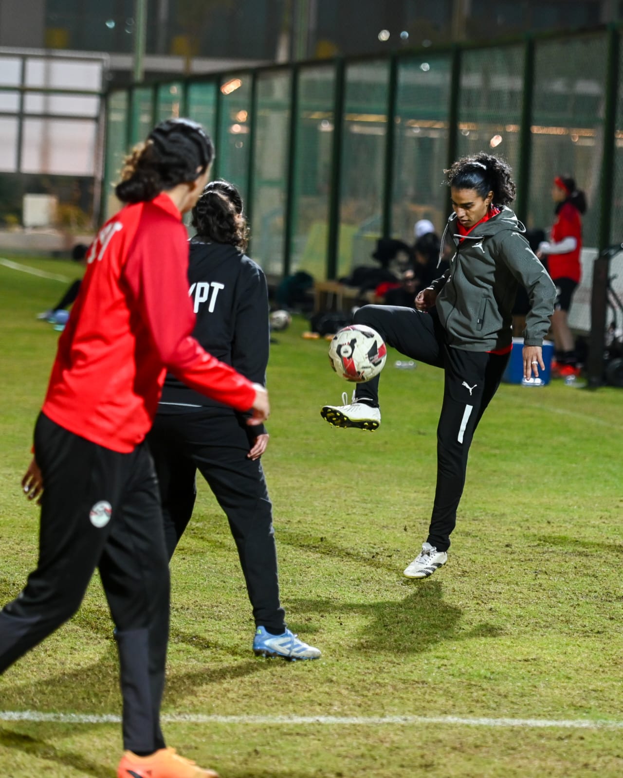 المنتخب الوطني للكرة النسائية يختتم تحضيراته لودية الجزائر الثانية