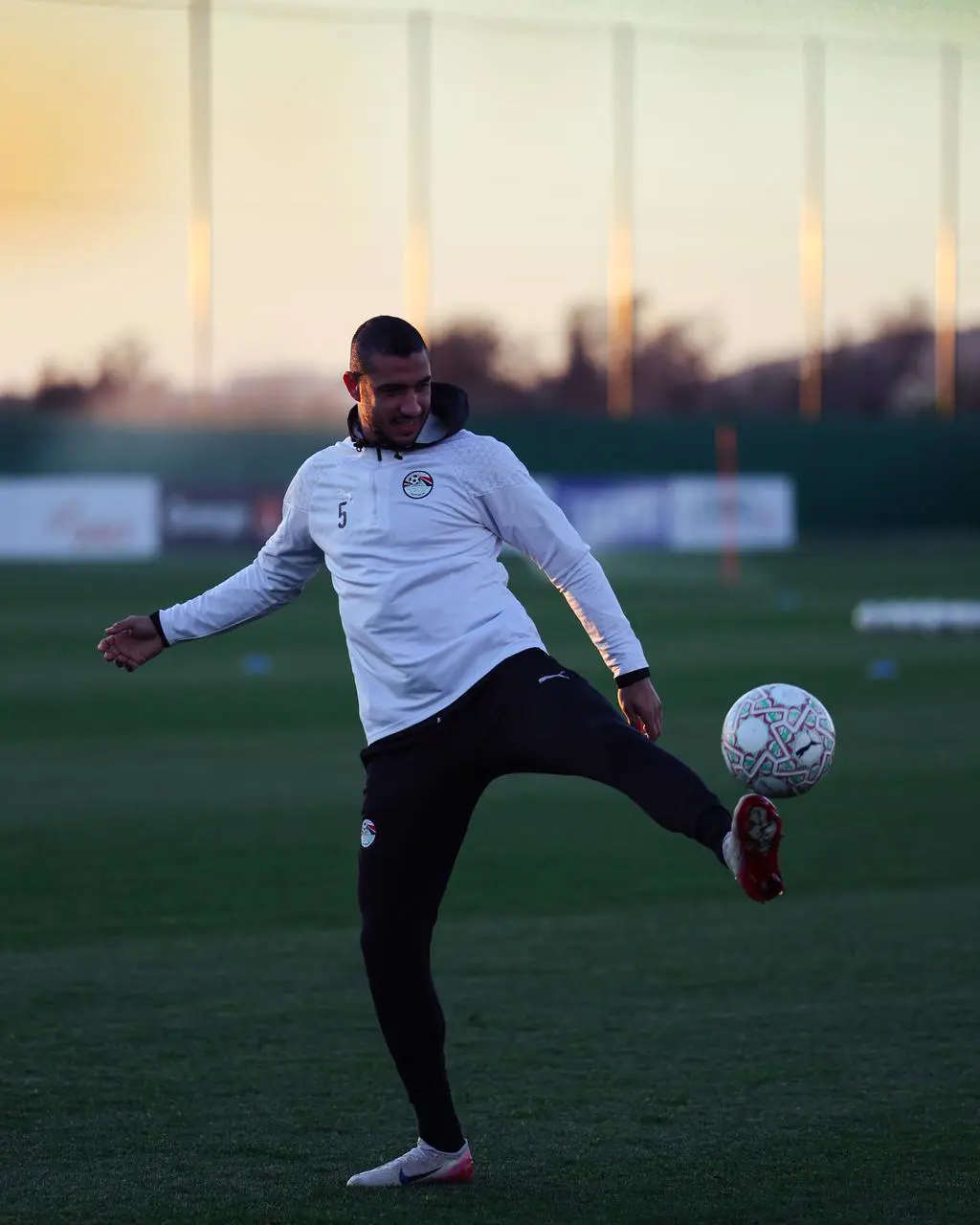 منتخب مصر يواصل تدريباته قبل مواجهة كوت ديفوار
