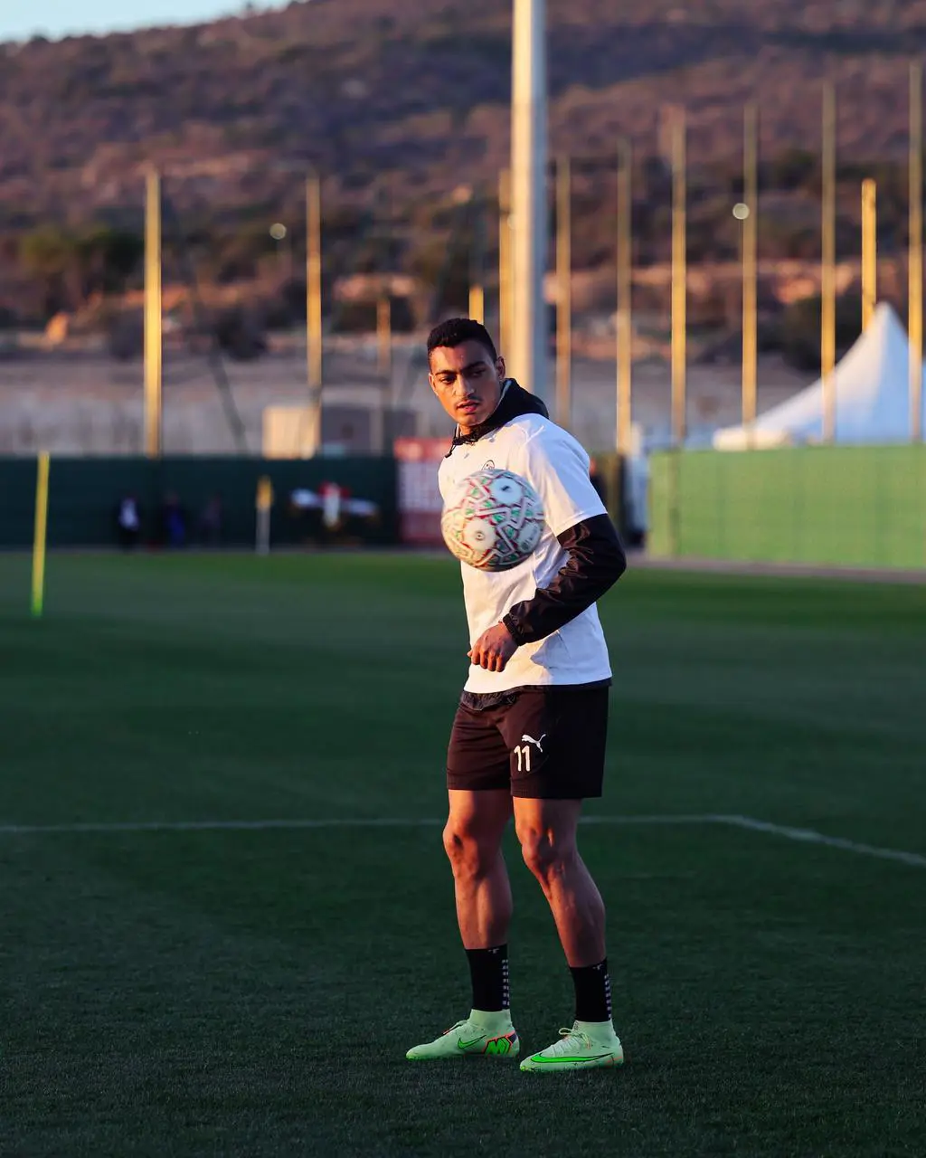 منتخب مصر يواصل تدريباته قبل مواجهة كوت ديفوار