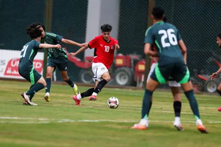 بالصور منتخب الشباب يتعادل سلبياً مع الجزائر في الودية الثانية