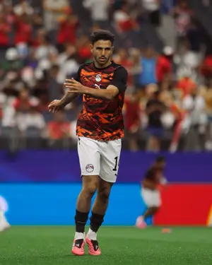 بالصور.. لاعبو منتخب مصر يخوضون فترة الإحماء قبل مواجهة أستراليا في المونديال 