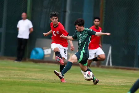 بالصور منتخب الشباب يتعادل سلبياً مع الجزائر في الودية الثانية