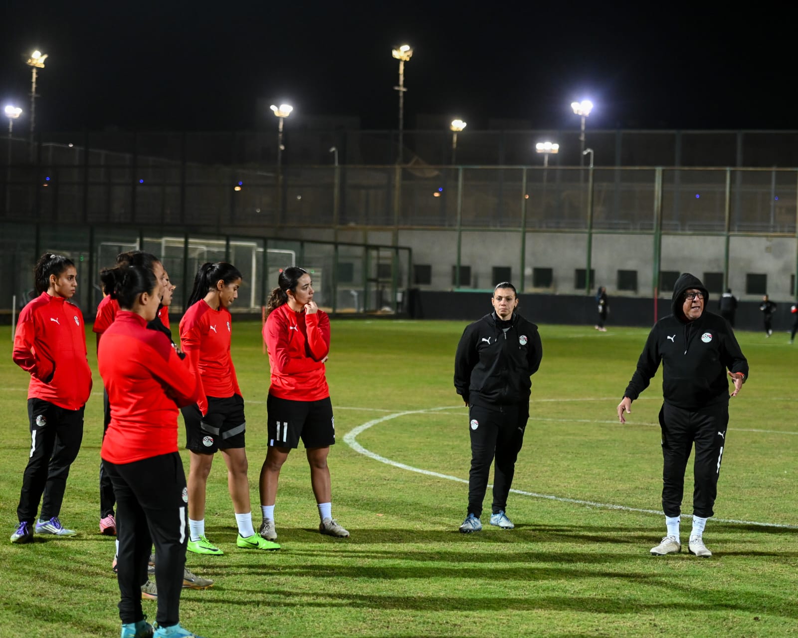 المنتخب الوطني للكرة النسائية يختتم تحضيراته لودية الجزائر الثانية