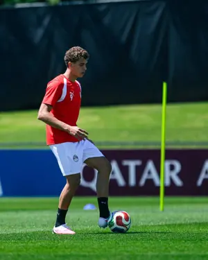 بالصور .. منتخب مصر يواصل تدريباته بملعب جونزاجا استعداداً لمواجهة بلجيكا