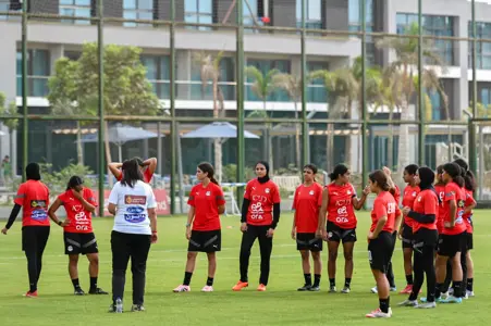 التمرين الأخير لمنتخب الكرة  النسائية تحت ٢٠ سنة قبل السفر لغينيا الإستوائية