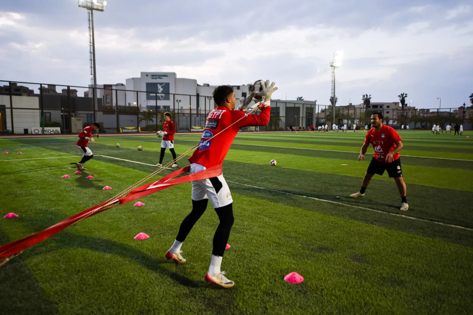 انطلاق معسكر منتخب الشباب
