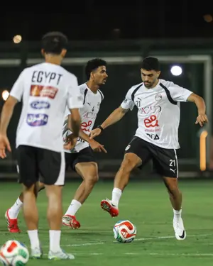 بالصور: المنتخب يخوض تدريبه الثاني في معسكر مايو استعدادا للقاء روسيا