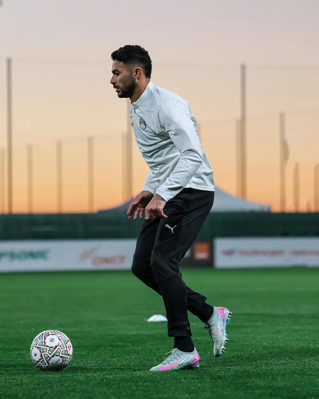 منتخب مصر يواصل تدريباته استعدادًا لضربة البداية أمام زيمبابوي في كأس الأمم الأفريقية