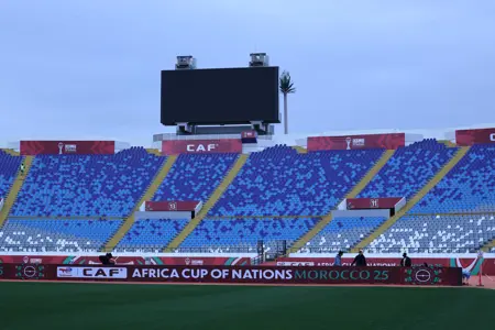 منتخب مصر يتفقد أرضية ملعب مباراة نيجيريا