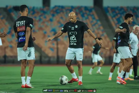 منتخب مصر يؤدي أول تدريباته على ملعب القاهرة قبل السفر للمغرب