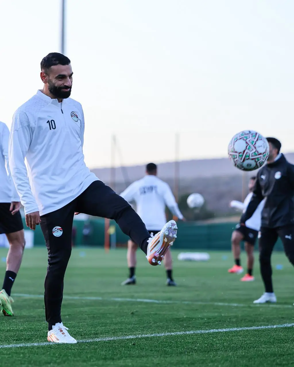 منتخب مصر يواصل تدريباته استعدادًا لضربة البداية أمام زيمبابوي في كأس الأمم الأفريقية