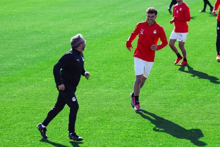 منتخب مصر يختتم تدريباته قبل مواجهة جنوب افريقيا