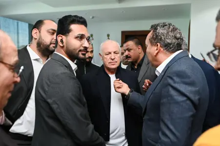 بالصور: أبوريدة يجتمع مع مجموعة من رؤساء الأندية