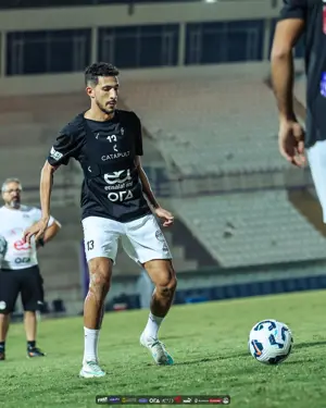 في حضور أبو ريدة.. المنتخب الوطني يتدرب على ملعب هزاع بن زايد استعدادًا لأوزبكستان