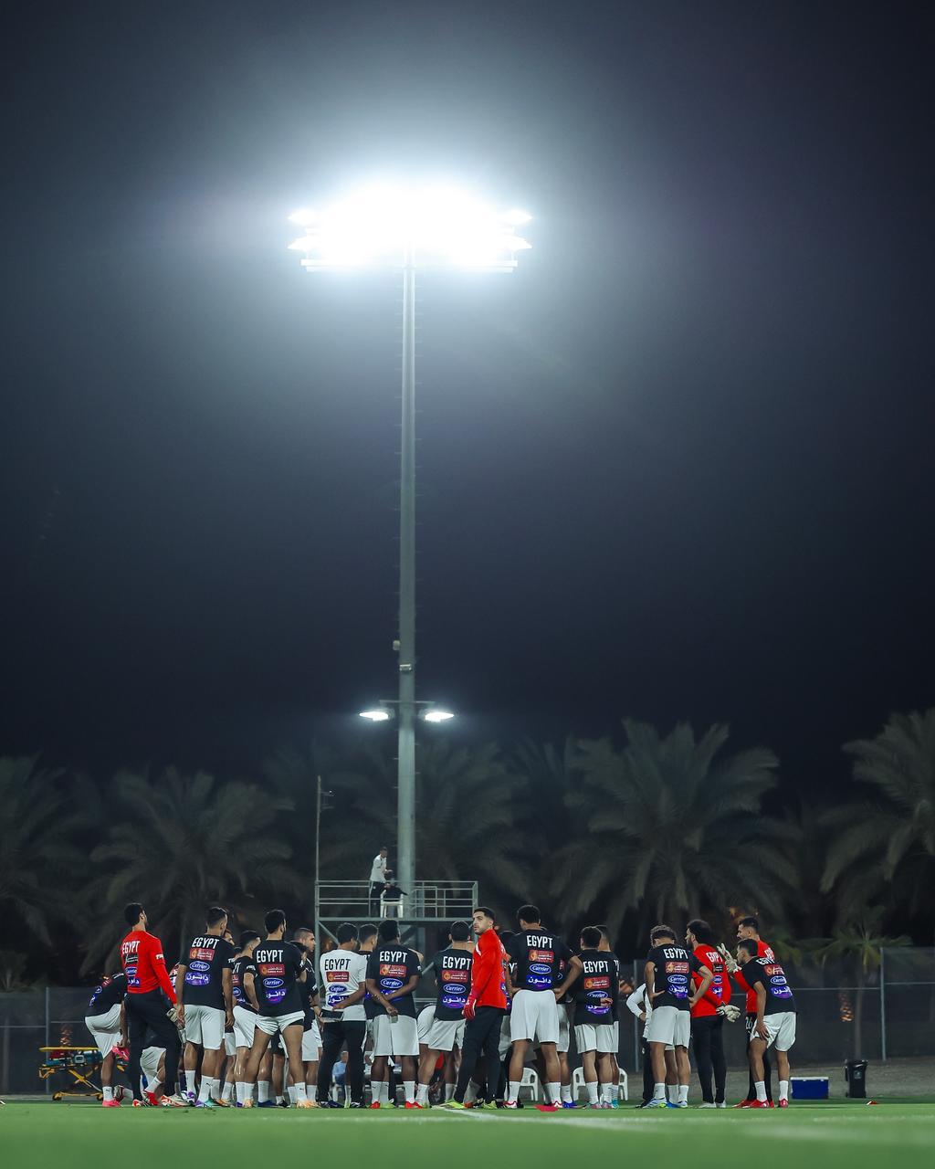 منتخب مصر يخوض تدريبه الأول في جدة استعداداً لودية السعودية 