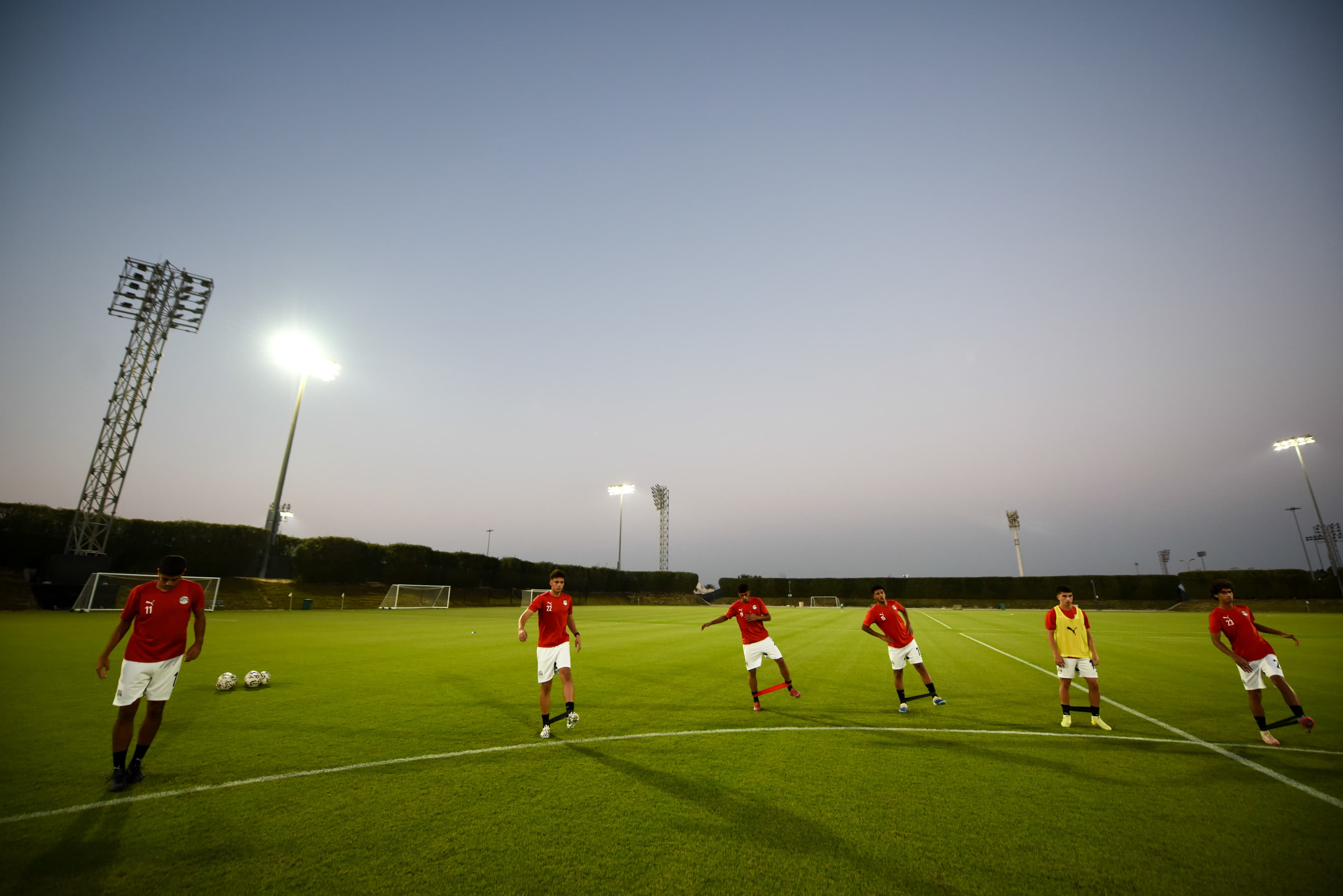 المنتخب الوطني تحت 17 عامًا يختتم استعداداته لمواجهة قطر وديًا 