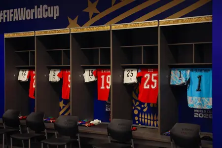 بالصور.. غرفة ملابس منتخب مصر قبل مواجهة أستراليا في دور ال32 بالمونديال
