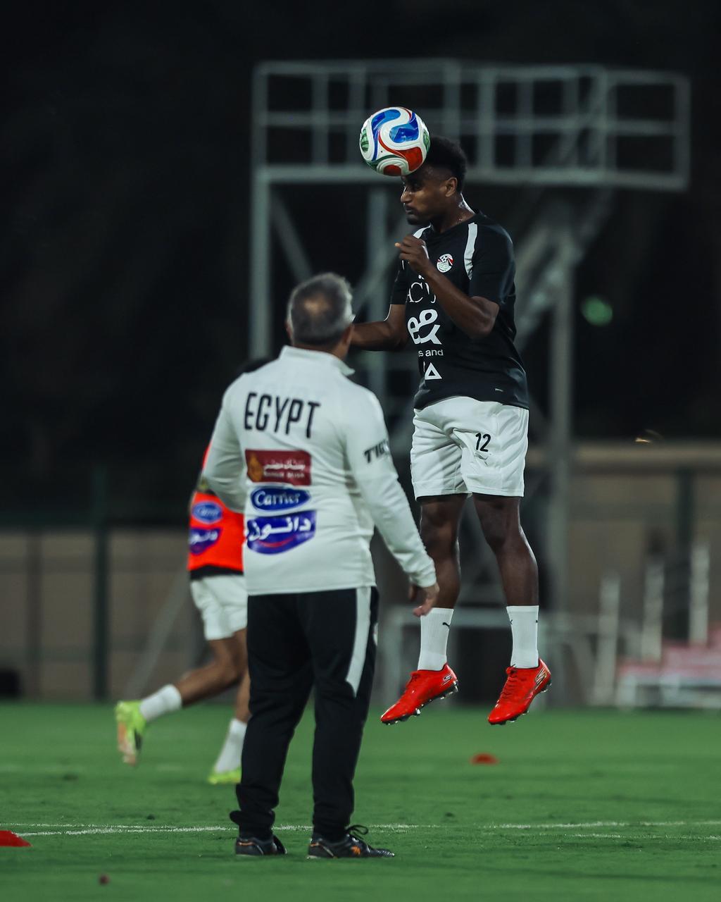 منتخب مصر يخوض تدريبه الأول في جدة استعداداً لودية السعودية 