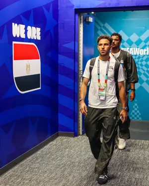 بالصور.. وصول منتخب مصر لملعب مواجهة استراليا بكأس العالم