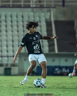 في حضور أبو ريدة.. المنتخب الوطني يتدرب على ملعب هزاع بن زايد استعدادًا لأوزبكستان