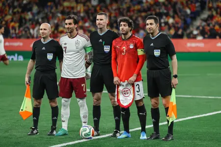 بالصور .. منتخب مصر يتعادل مع إسبانيا بعد أداء رائع