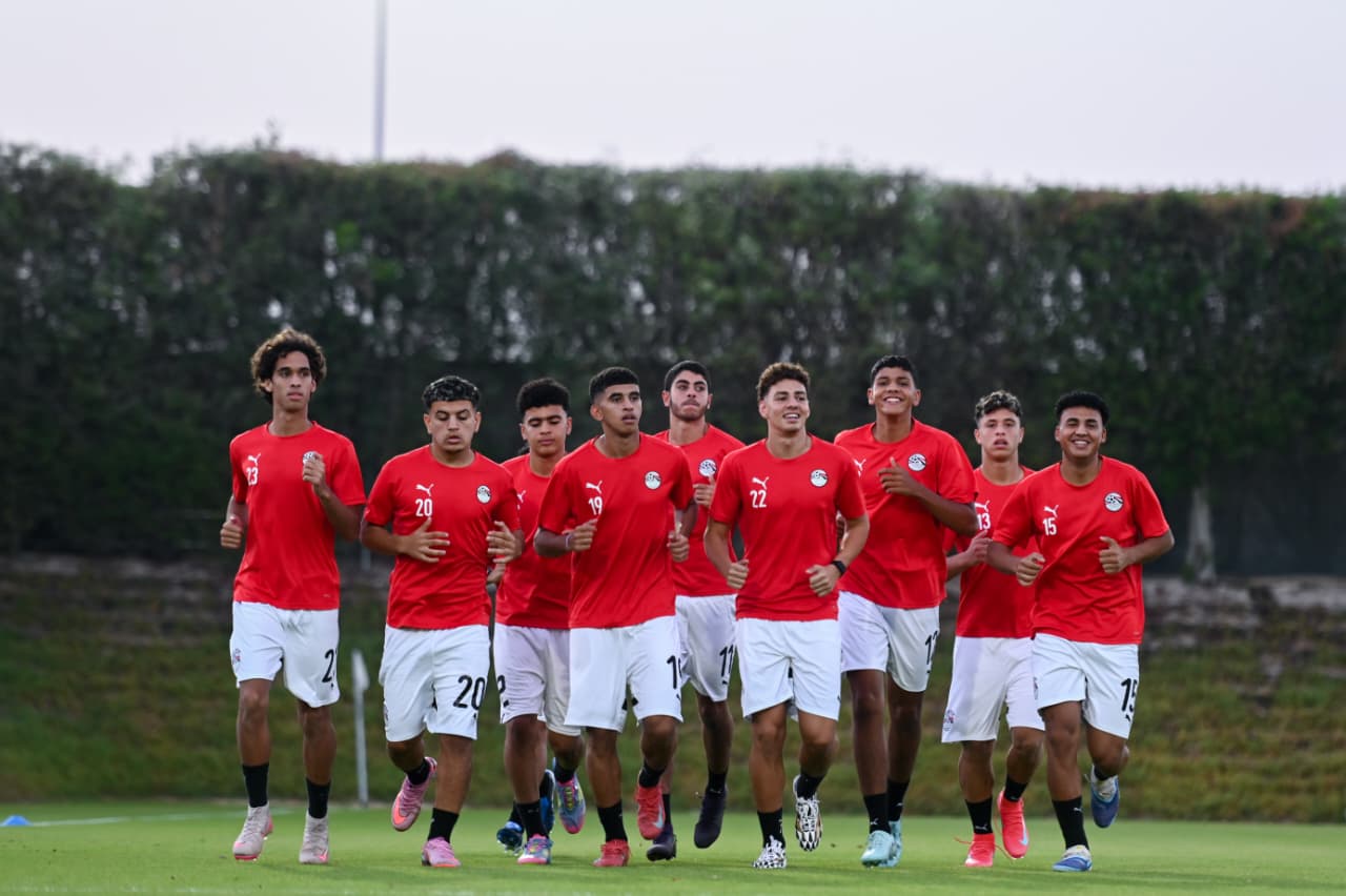 المنتخب الوطني تحت 17 عامًا يختتم استعداداته لمواجهة قطر وديًا 