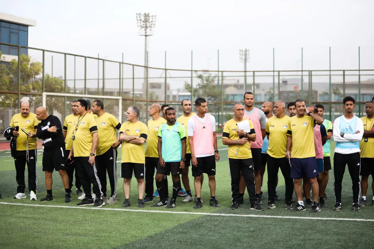 محاضرات نظرية وعملية للمحاضرين ومعدى اللياقة البدنية للحكام