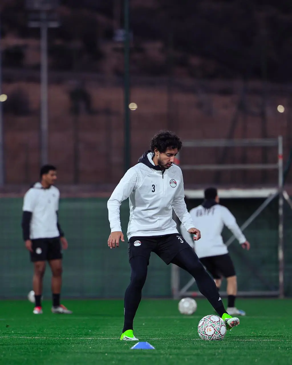 منتخب مصر يواصل تدريباته قبل مواجهة كوت ديفوار