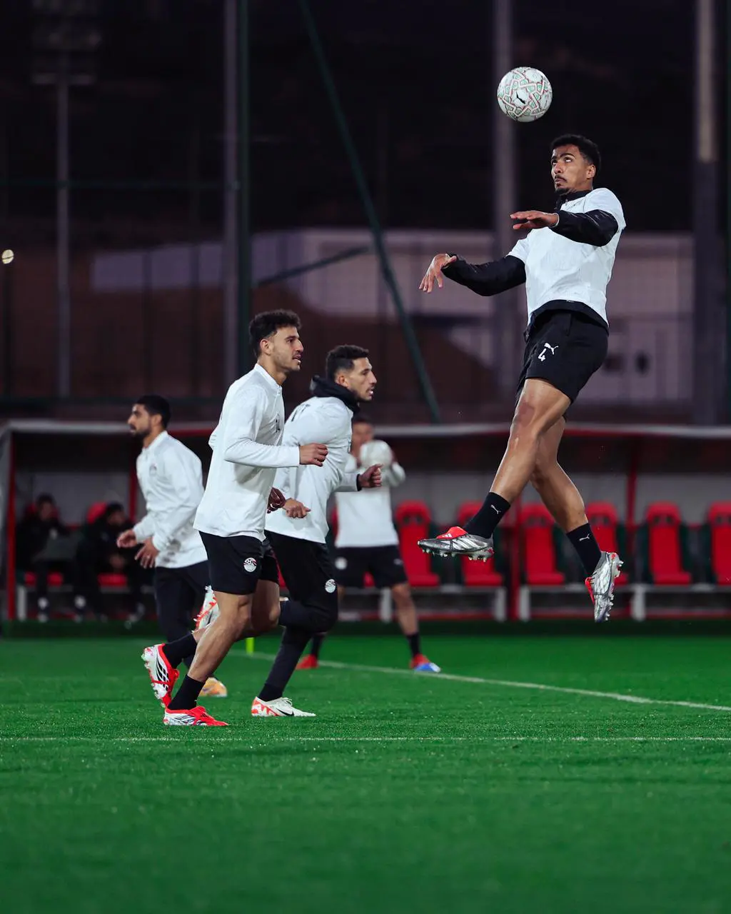 منتخب مصر يواصل تدريباته قبل مواجهة كوت ديفوار