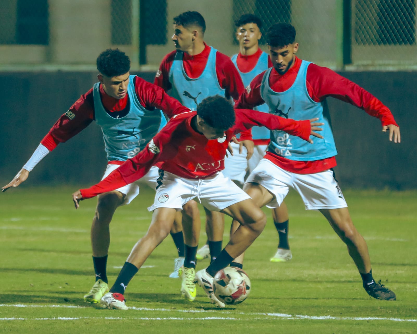 منتخب مصر 2007 يواصل تدريباته استعدادا لمواجهتي العراق وديا