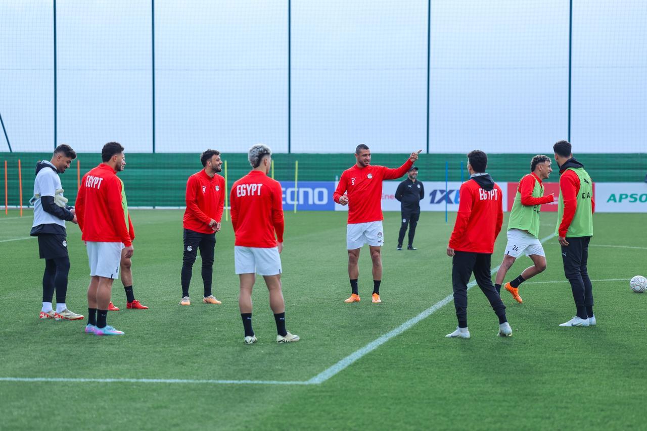 منتخب مصر يختتم تدريباته قبل مواجهة بنين غدًا