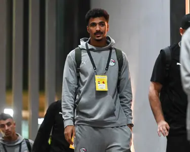 وصول لاعبي منتخب مصر لملعب القاهرة قبل مواجهة غينيا بيساو
