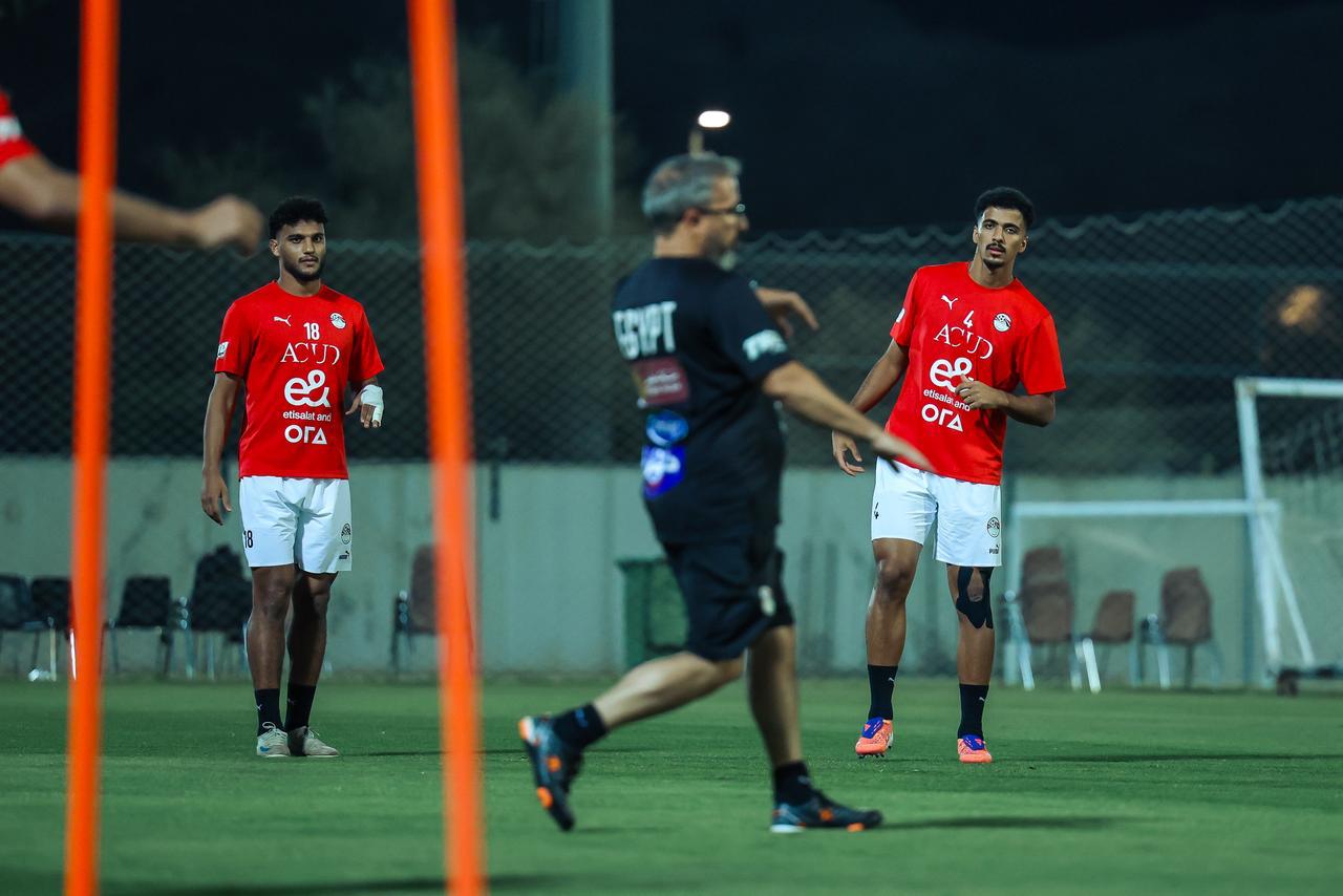 منتخب مصر يختتم تحضيراته لمواجهة أوزبكستان في دورة العين
