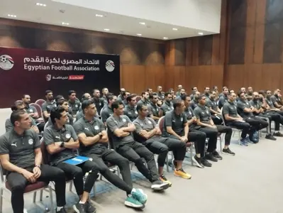 اجتماع أوسكار رويز بالحكام قبل استئناف بطولة الدوري الممتاز