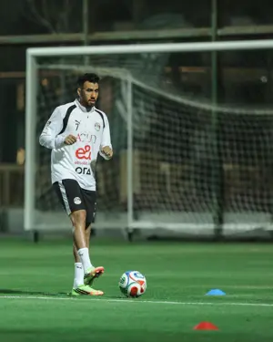 بالصور: المنتخب يخوض تدريبه الثاني في معسكر مايو استعدادا للقاء روسيا